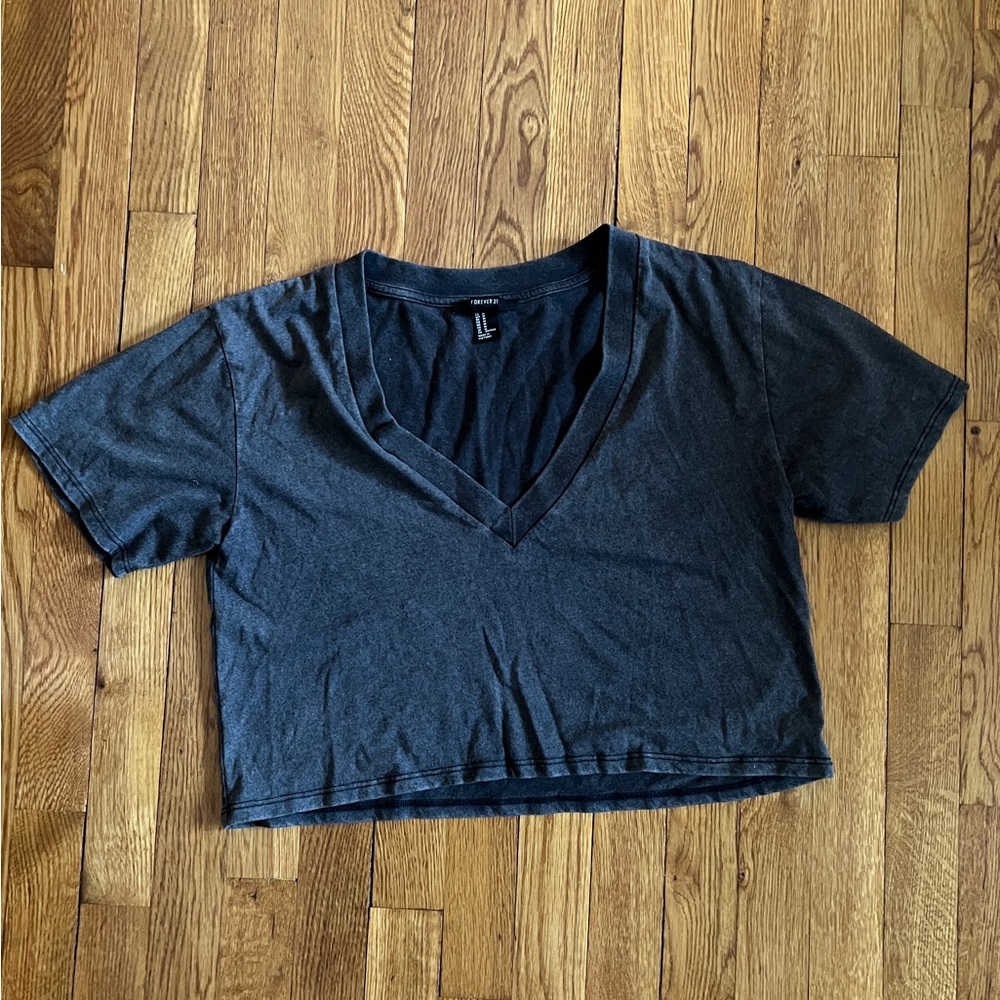 Forever21 Crop Black Tee